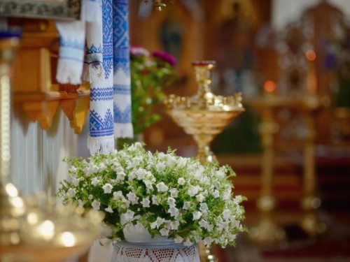 График работы на день Святой Троицы